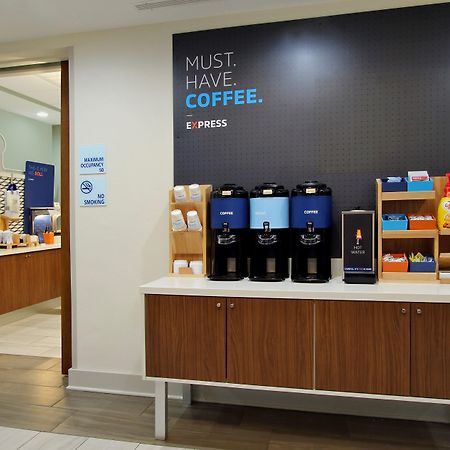 Holiday Inn Express Morgantown By Ihg Eksteriør bilde
