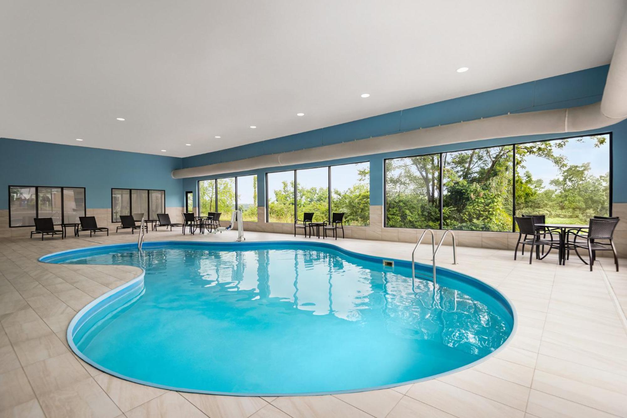 Holiday Inn Express Morgantown By Ihg Eksteriør bilde