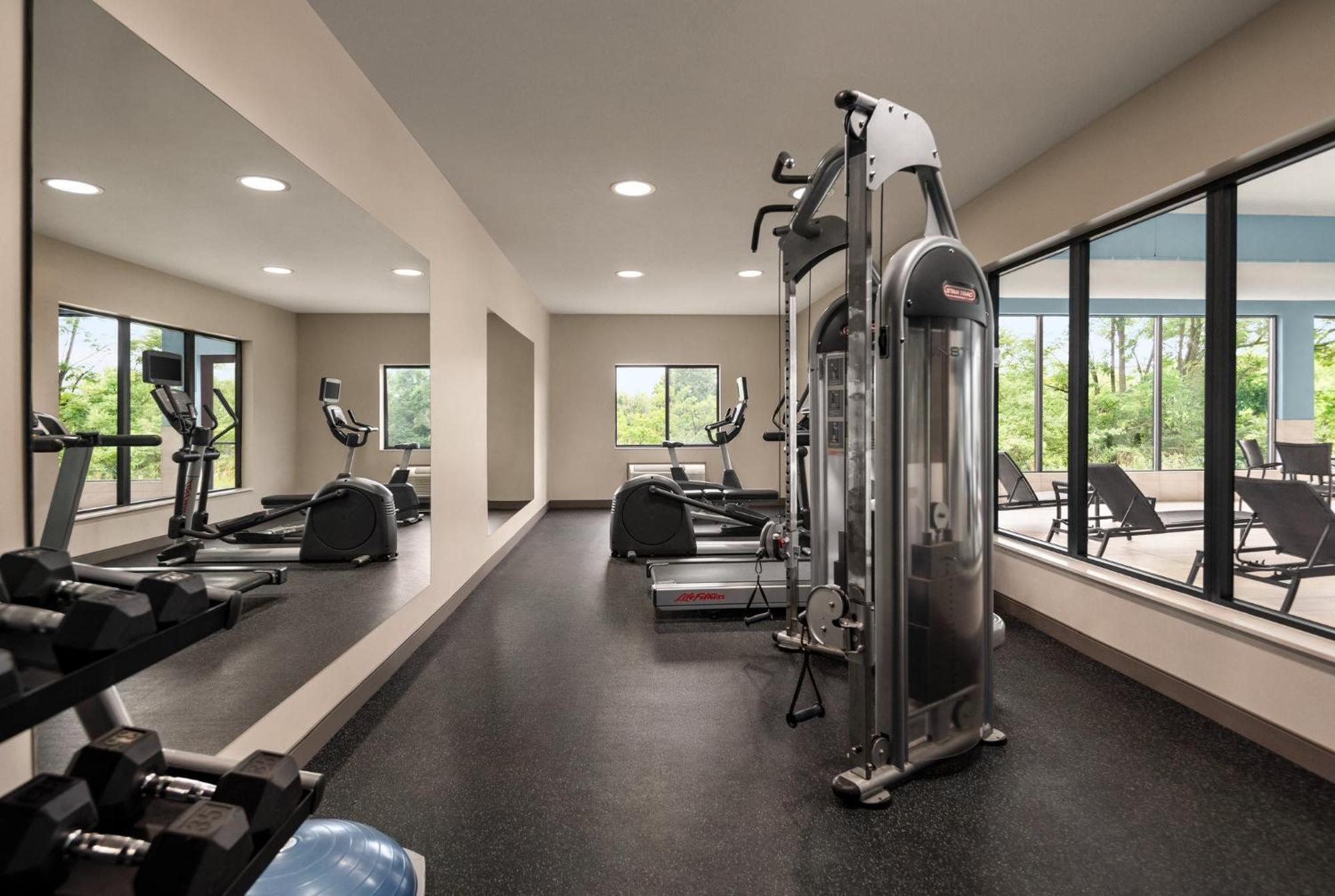 Holiday Inn Express Morgantown By Ihg Eksteriør bilde