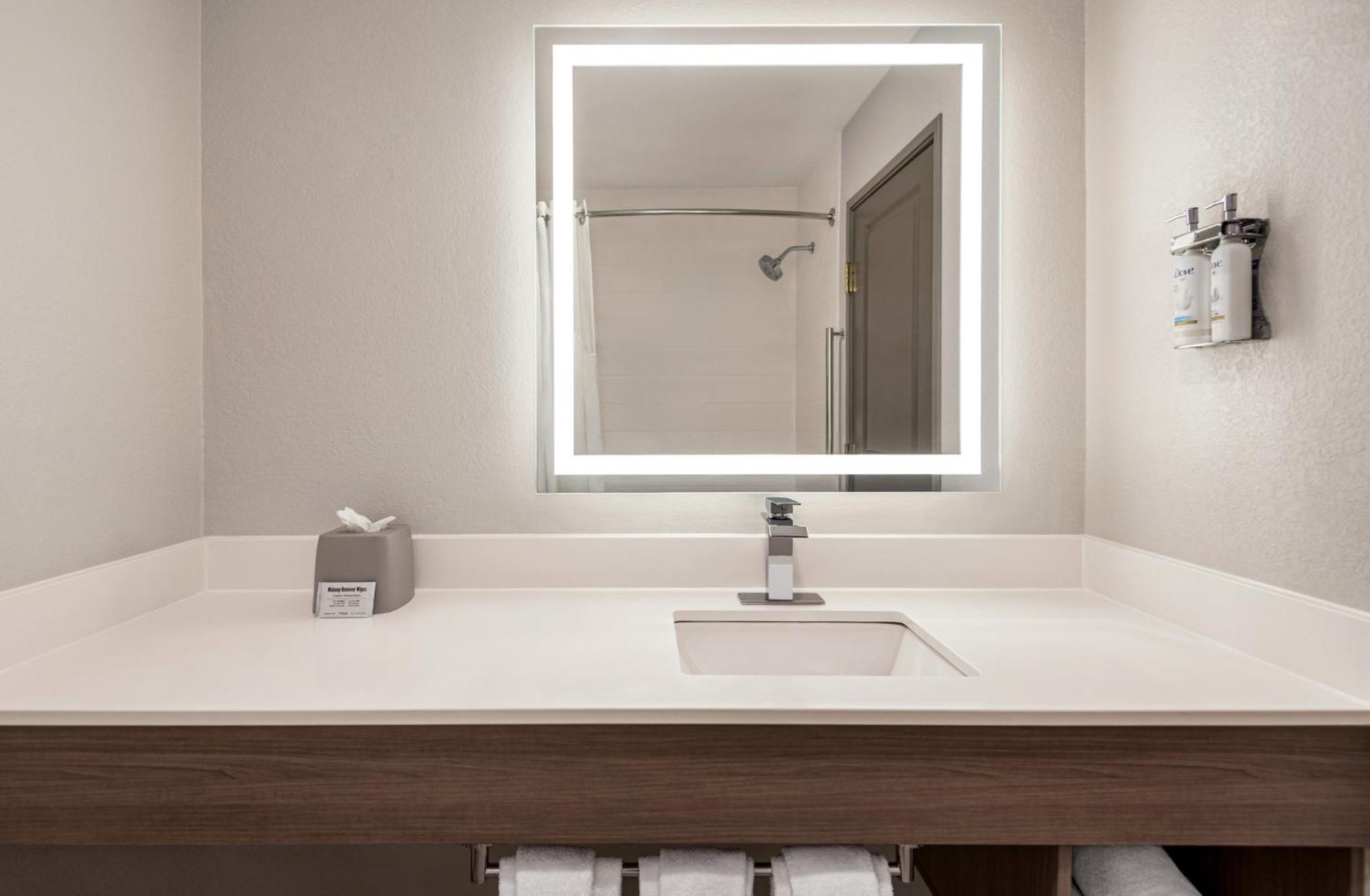Holiday Inn Express Morgantown By Ihg Eksteriør bilde